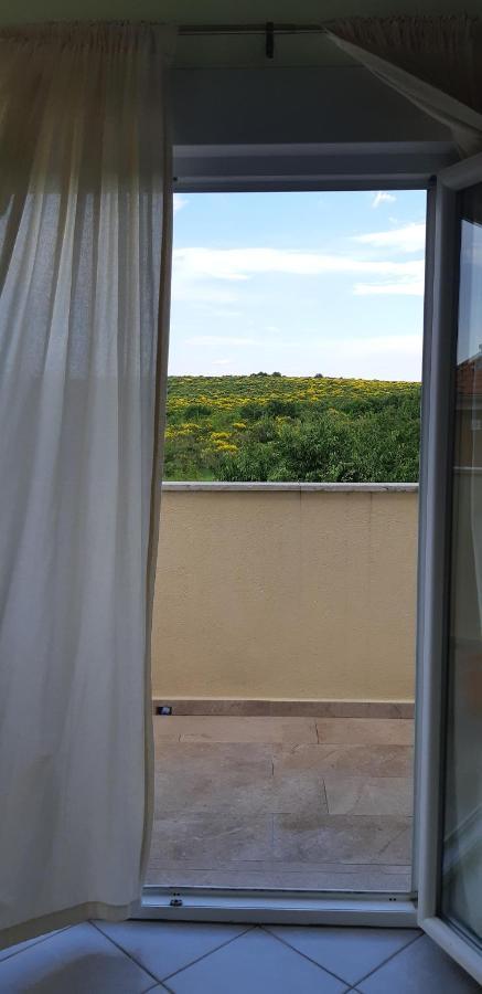 Apartmans Sun & Moon Замбратия Экстерьер фото