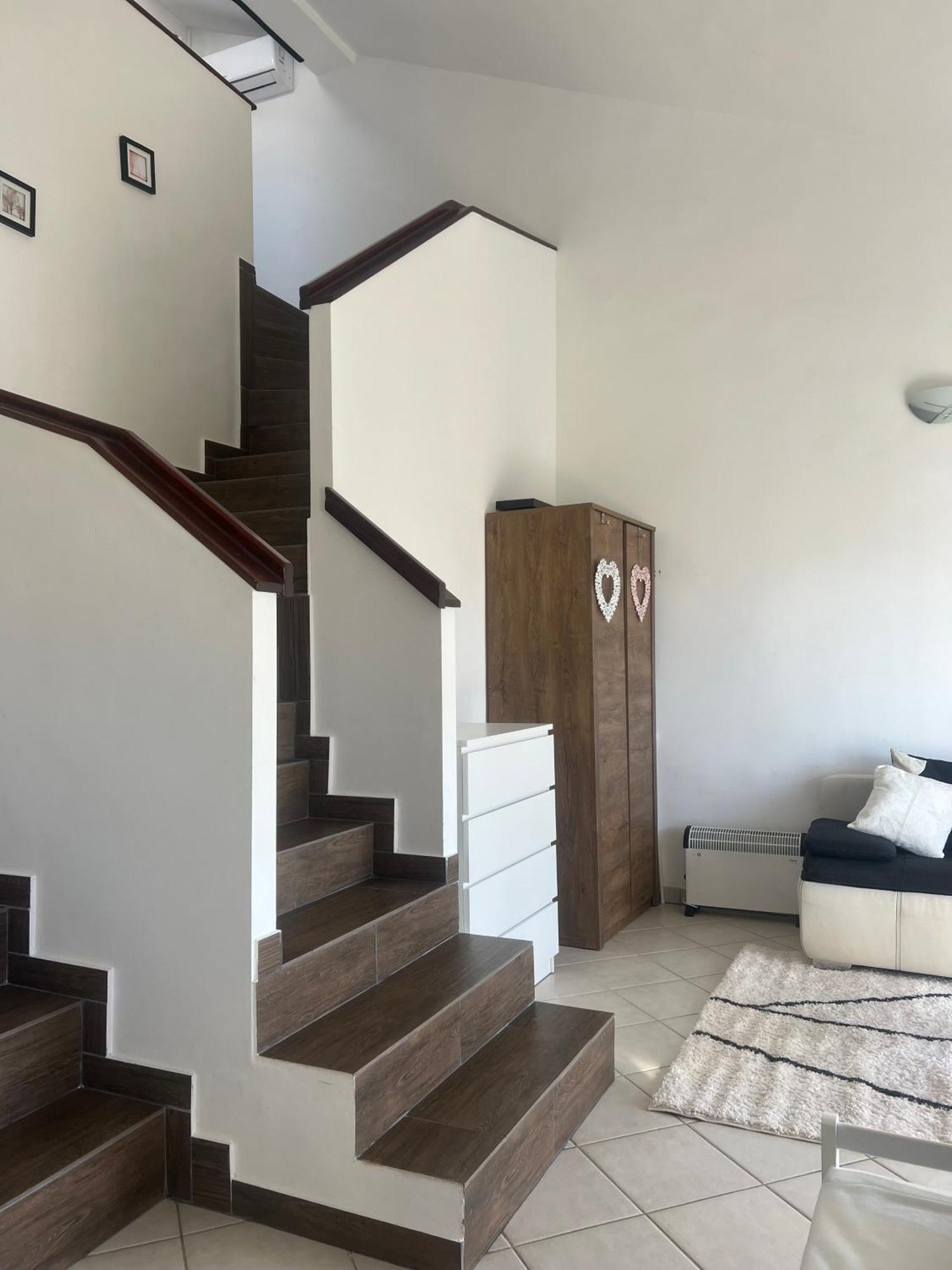 Apartmans Sun & Moon Замбратия Экстерьер фото